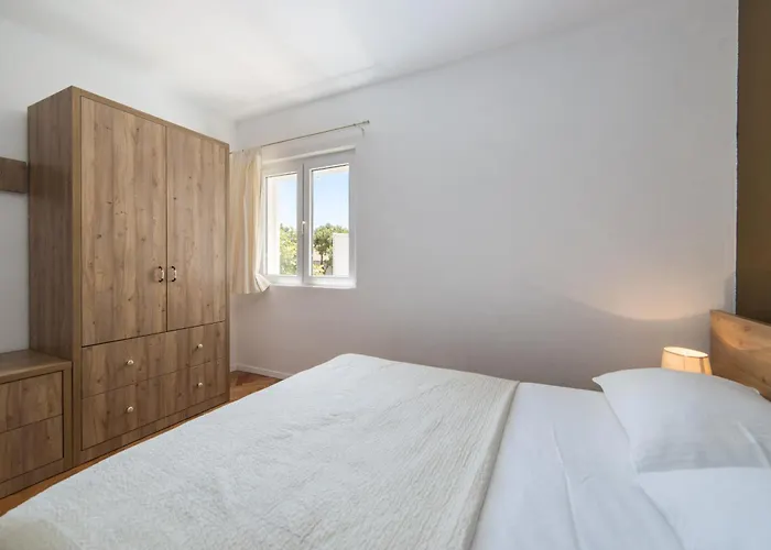 Dolore Lejlighed Makarska